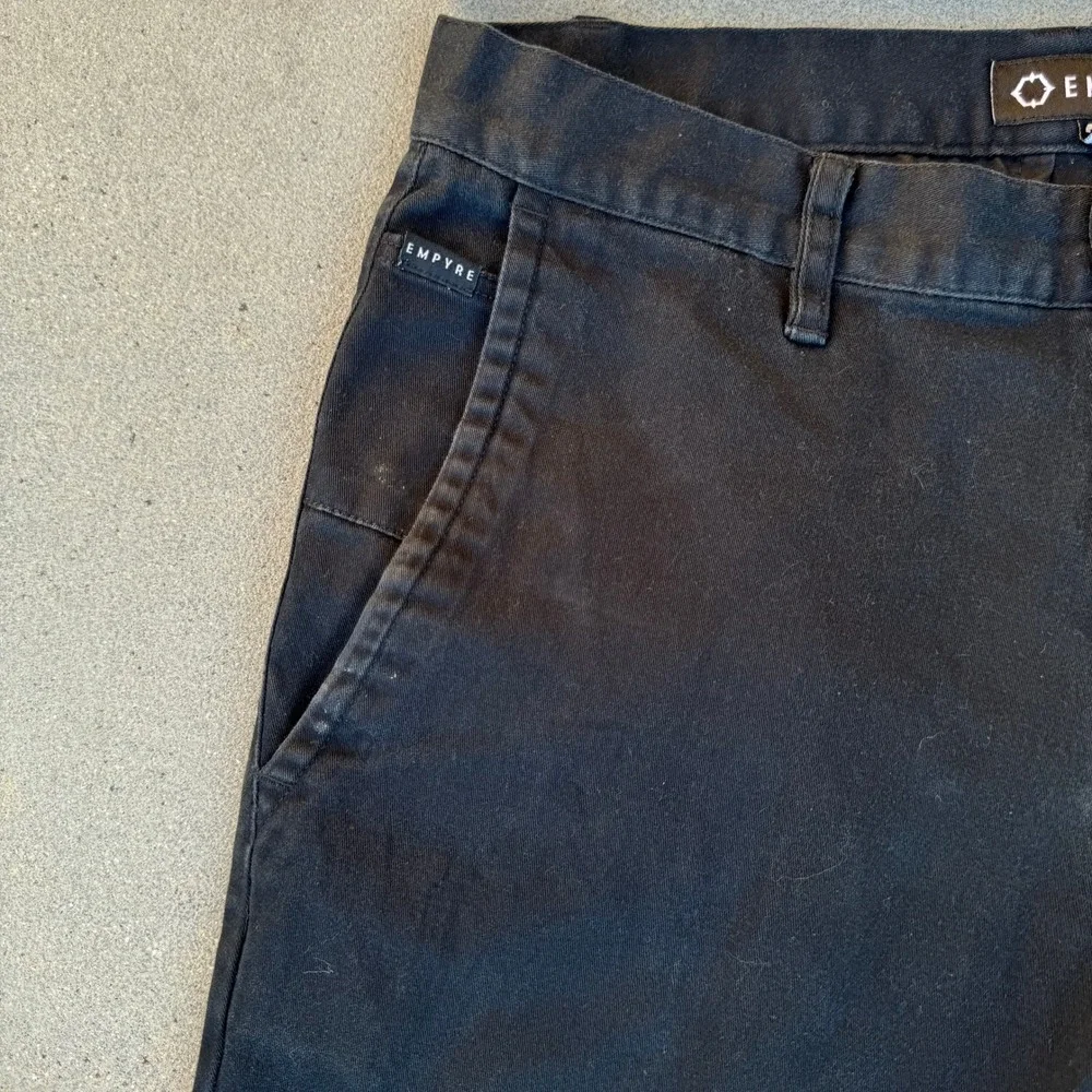 Empyre Black Chino Pants Mens Size 30 Slim Straight Stretch Skate